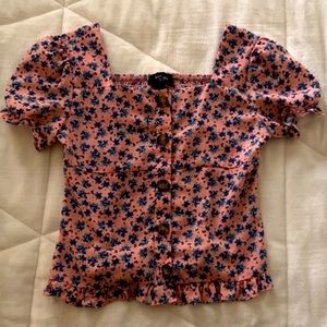 pink puffy sleeves i absolutely love this shirt but i grew out